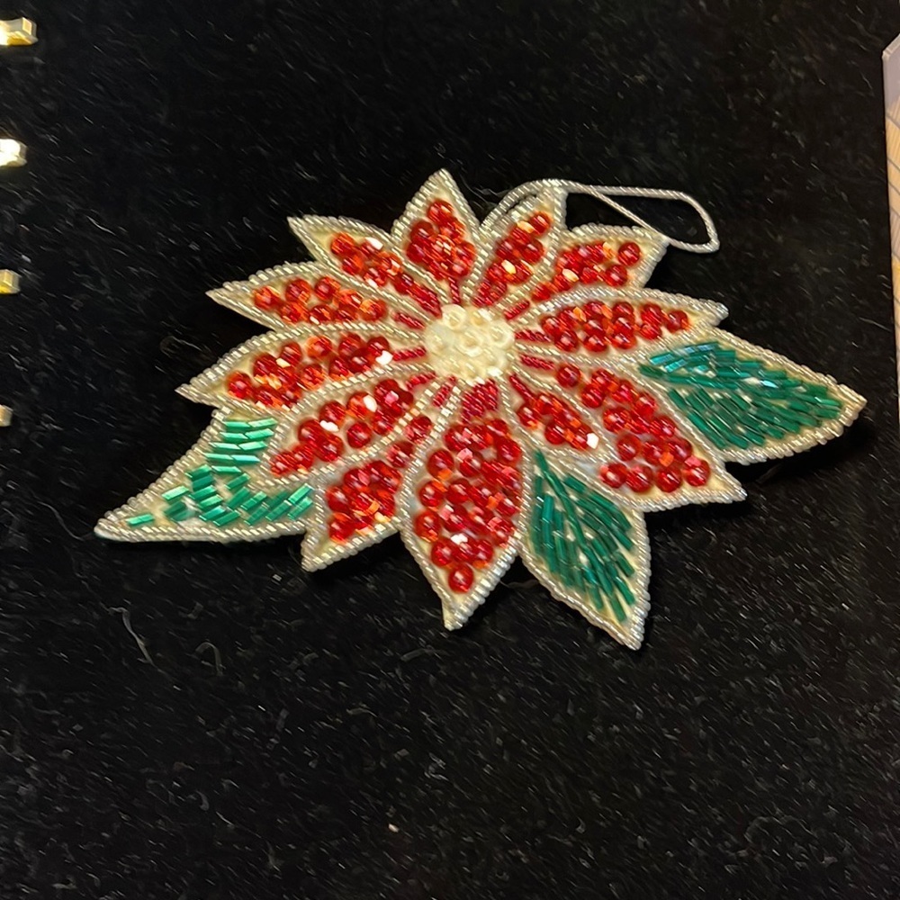 Avon Vintage Collectible Shimmering Poinsettia Christmas Ornament- Sequins
